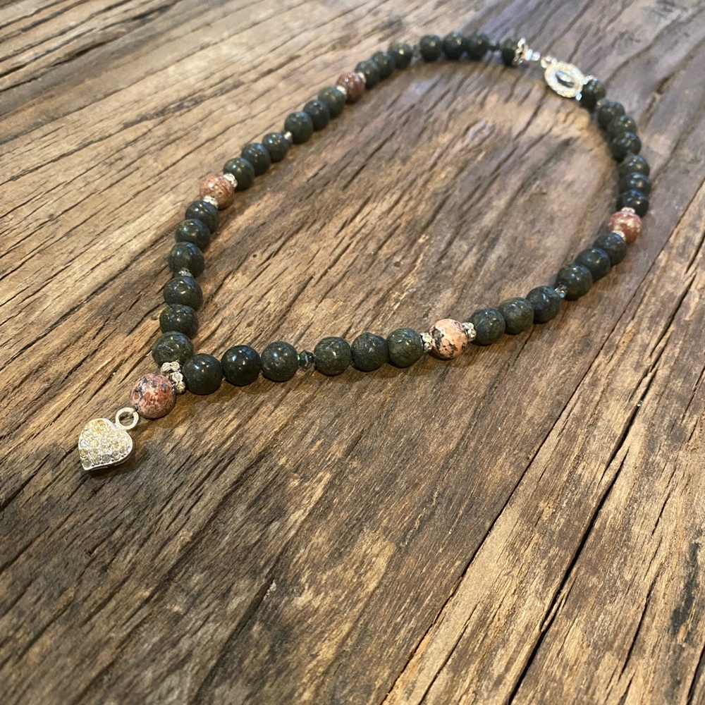 New! Genuine stone necklace